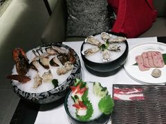 -红鼎豆捞·非遗鲍皇汤火锅(宝丰路店)