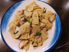 -缘来聚·徽菜名店(黄山宏村店)