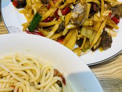 -牛八宝桂林米粉(八里庄店)