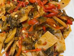 -蔼若春.传承三十年云南菜(金碧公园店)