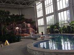 室内温泉&儿童游艺区-中家鑫园温泉酒店鑫悦汤泉