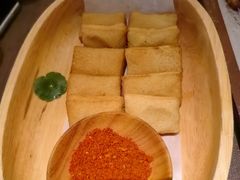 毕节爆浆小豆腐-山石榴·贵州菜(陆家嘴中心店)