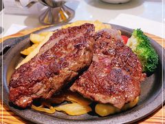-香港新发烧腊茶餐厅(万象店)