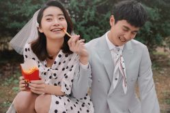 -AOROA·奥洛拉婚纱摄影·旅拍·礼服