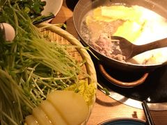 黑猪灼泉水时蔬-吃饭皇帝大(解放西路店)