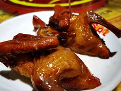 招牌烤乳鸽-石岐佬中山菜馆(张溪店)