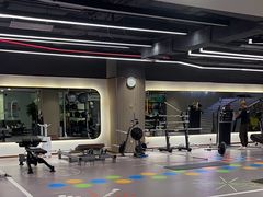 -英派斯健身旗舰店(海信国际中心馆)