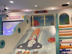 -孩子王童乐园(唐山万达广场店)