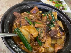生焖羊肉煲-新兴家喻酒家·羊城名宴(昌岗店)