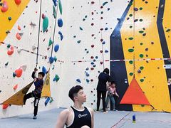 -问山MountQuest攀岩馆