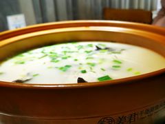 姜君千岛湖鱼头-姜君·千岛湖鱼头馆(浦东大道店)