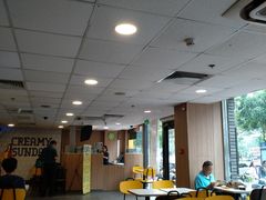 -麦当劳(湛江大厦店)