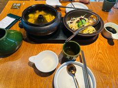 -云海肴·汽锅鸡·云南菜(天山百盛优客店)