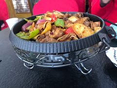 -撒拉人家.酸菜牦牛肉火锅