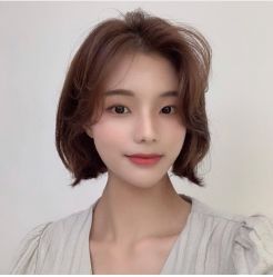 -Hello Lady发型设计