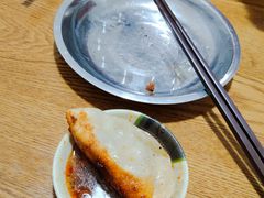 -黄阿姨锅贴大王(万航渡路店)