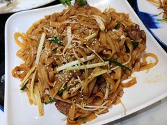 干炒牛河-九记路边鸡(穗盐路店)
