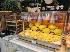 -川骄海鲜自助(王府井奥莱UP TOWN店原世界之花店)