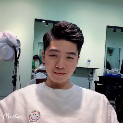 点击看大图 -初心HAlRSALON烫染接发