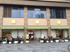 门面-奈雪的茶(南山大冲一期店)