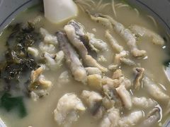 -明呈黄鱼面馆(斜土路店)