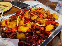 扛把子辣子鸡-马路牙子地桌烤肉(工体店)