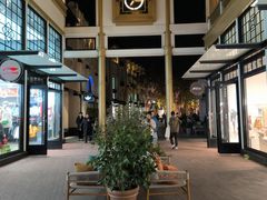 -比斯特上海购物村精品奥特莱斯