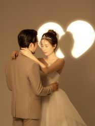 -雨墨婚纱摄影工作室