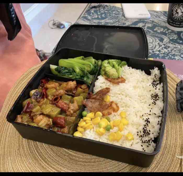 盒悦高端品质盒饭-"「蚝汁香菇鸡五件套」「肉粒酱香茄子三件套..."-