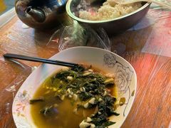 -罗满娘特色豆花烤鱼