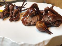 脆皮乳鸽拼鸭舌-莲·中餐厅(成都首座万豪酒店)