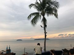 -Sunset Bar(丹绒亚路香格里拉店)
