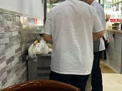 -黄阿姨锅贴大王(万航渡路店)