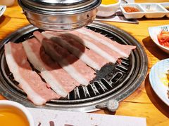 -唯成•韩国炭火烤肉 유성고기