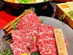 -山川小町·极番烧肉(新地假日广场店)