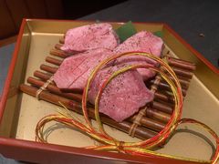 -铭牛烧肉·和牛海鲜自助(高新月牙湖店)