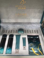 -苗方清颜·祛痘皮肤管理