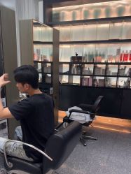 -苑苑发型设计