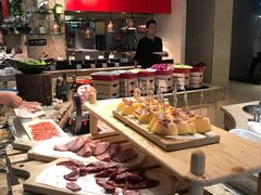 -咖啡苑自助餐厅·中国大饭店