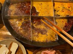 -岗上渣渣老火锅(两路口店)