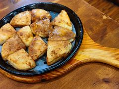 料理烤特色火烧-老东镇啤酒屋海鲜加工·蒸汽海鲜·海鲜烧烤(台东店)