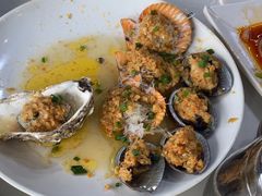 -四川小胡子海鲜(丁村万人海鲜广场店)