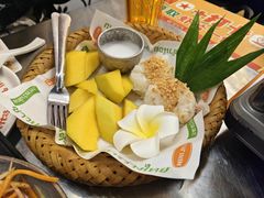 -小小集渔·泰式大排档(太古里香槟店)