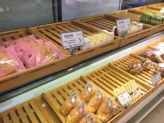 -顶东面包花园·生日蛋糕(太平店)