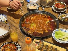 -旧街市鲜货老火锅(大光路店)