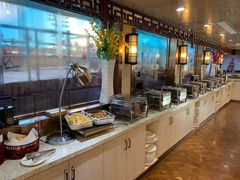 自助取餐区-新龙船黄浦江餐饮游船官方自营店