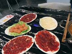 -一鼎牛鲜活牛肉城(晋江海峡国际食品城店)