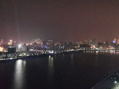 珠海美丽夜景-珠海尊车汇龙膜精英店