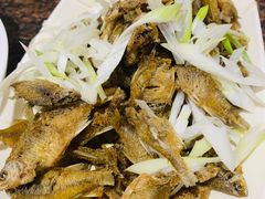 椒盐旁波鱼-唔呶喔哩酒家(生产街店)