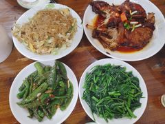 -芦茨金富饭庄·25年老字号·专做稻草鸡
